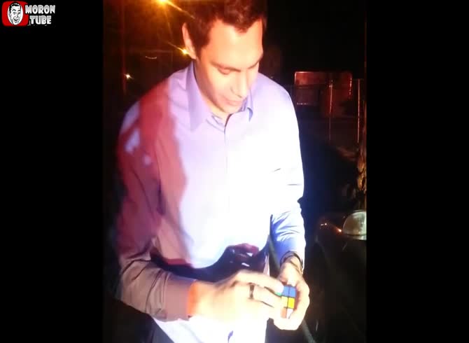 Video :After being arrested by the police for speeding, this magician gives them a small trick, and they release him